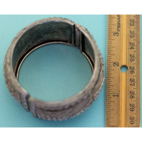 7 inch, Vintage Silver Tone Intricate Mandala Stylized Hinge Bangle - EX9 - Picture 3 of 3